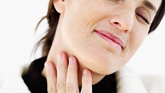 Dấu hiệu và triệu chứng của ung thư vòm mũi họng